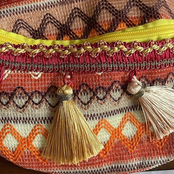 Bohemian Multicolored Tassel Pattern Hobo Sling Bag - Picture 7 of 14